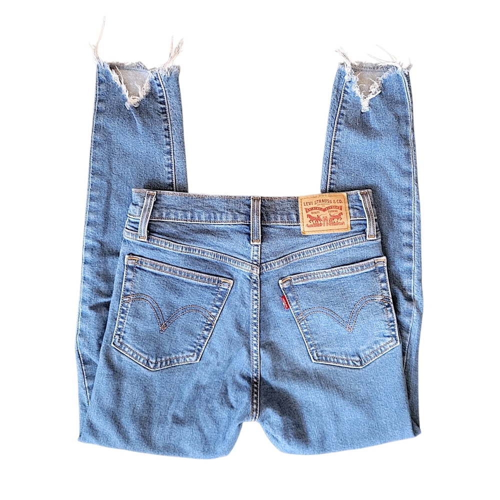 Levis Wedgie Skinny Fit With Raw Hem Womens Size 25
